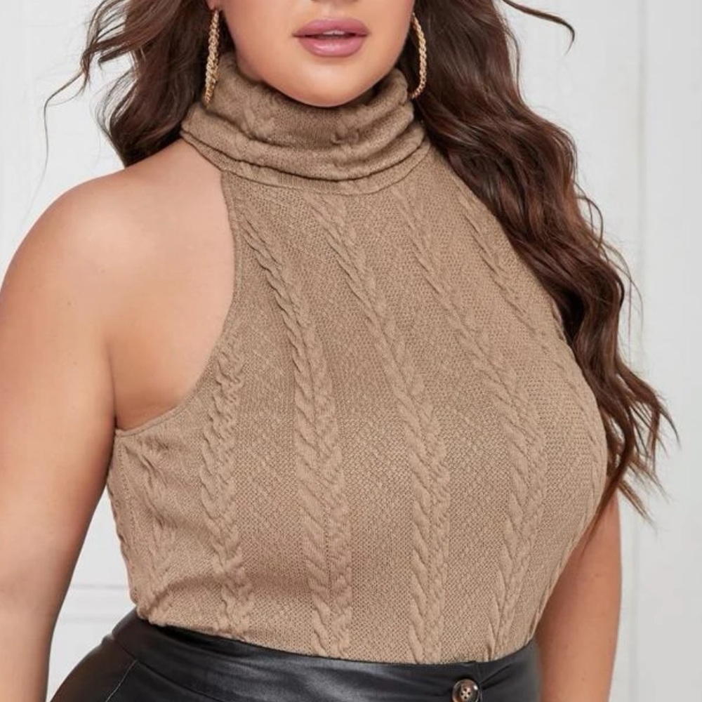 NWOT Mocha Turtle Neck Cable Halter Top